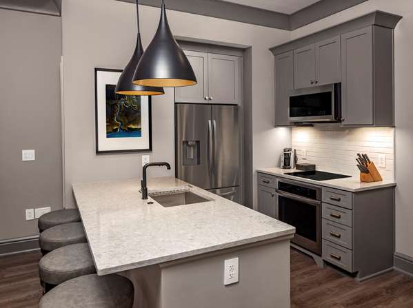  - Liberty Place Hotel by Hilton Club Charleston