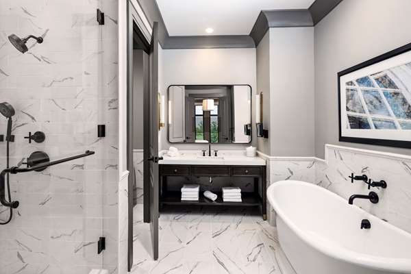  - Liberty Place Hotel by Hilton Club Charleston