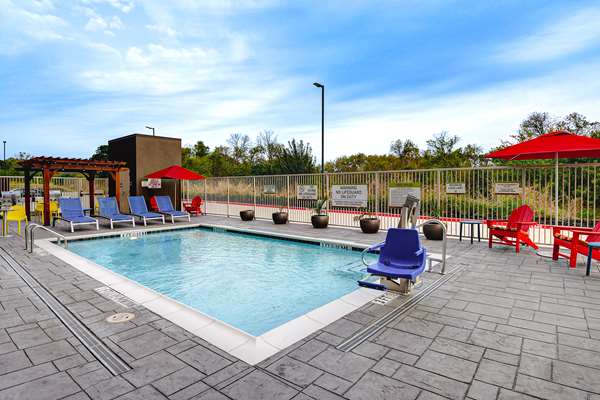Pool - Home2 Suites by Hilton US 75 North Plano