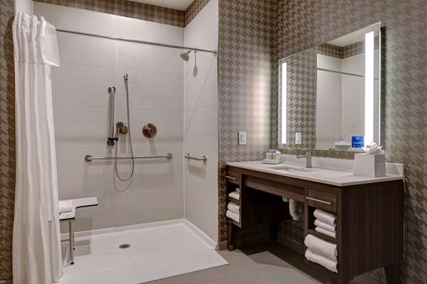  - Home2 Suites by Hilton US 75 North Plano