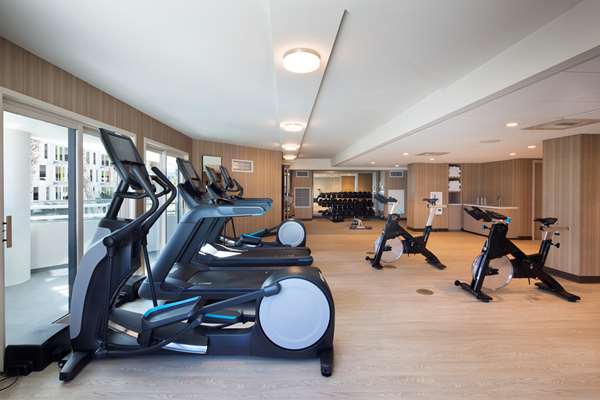 Fitness/ Exercise Room - Hilton Santa Monica Hotel & Suites