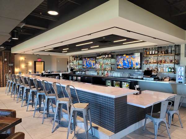Bar - Homewood Suites by Hilton Downtown Tuscaloosa