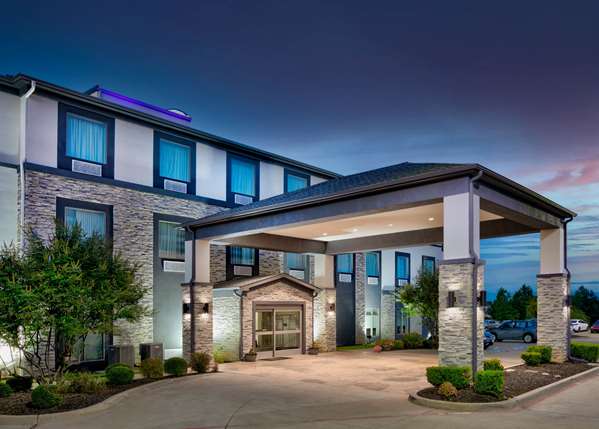 Exterior view - Wingate by Wyndham Hotel North Longview