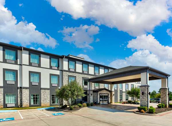 Exterior view - Wingate by Wyndham Hotel North Longview