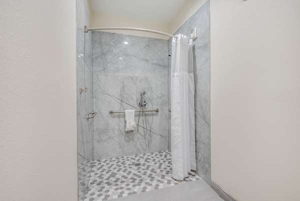  - Americas Best Value Inn & Suites Highway 6 Houston