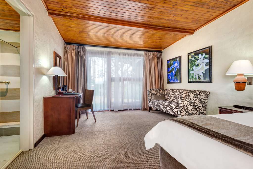 HAZYVIEW SUN-guestroom-Guest Room,On-Site.jpg