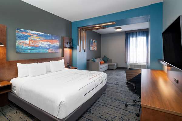 Suite - La Quinta Inn & Suites East Louisville