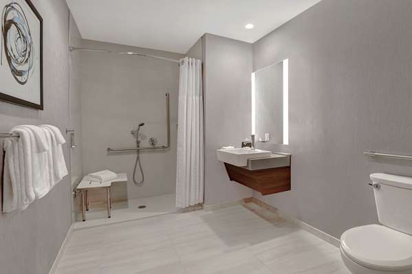  - Hyatt Place Hotel West Ottawa