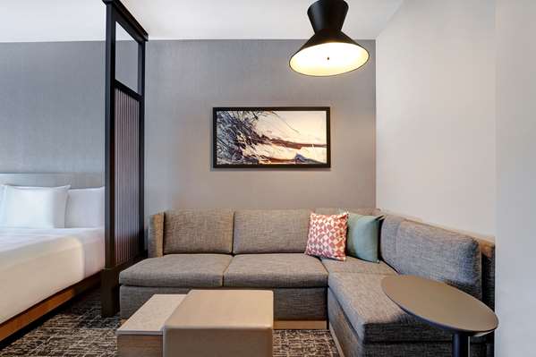  - Hyatt Place Hotel West Ottawa