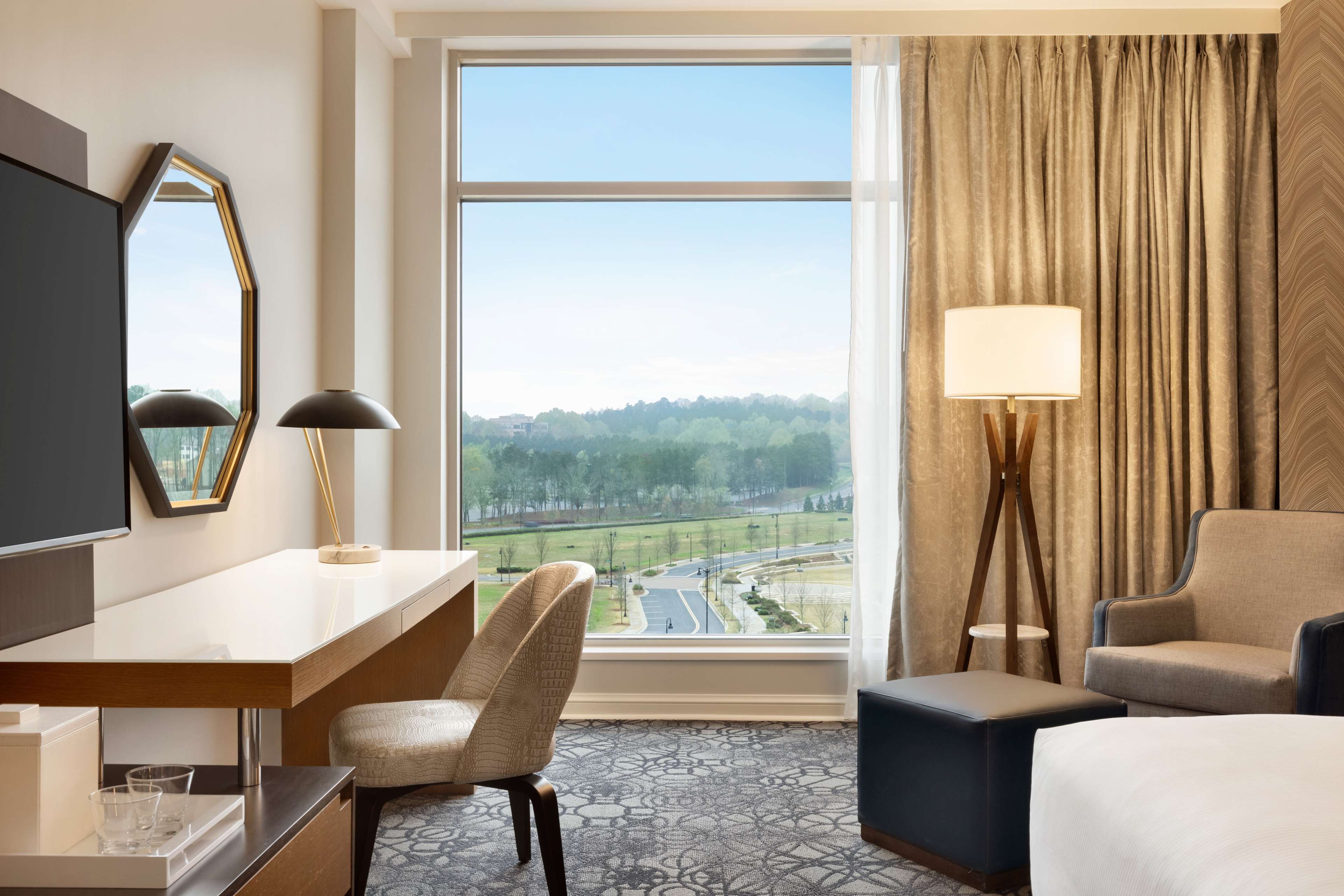 Hilton Alpharetta Atlanta Room Type - 1 KING HEARING ACC