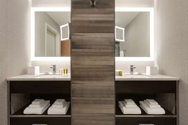  - Hilton Hotel Alpharetta