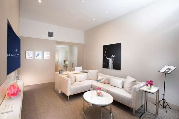  - HALL Arts Hotel Dallas