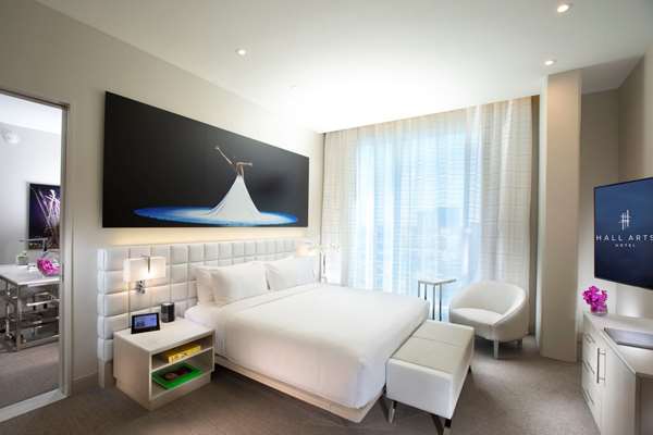  - HALL Arts Hotel Dallas