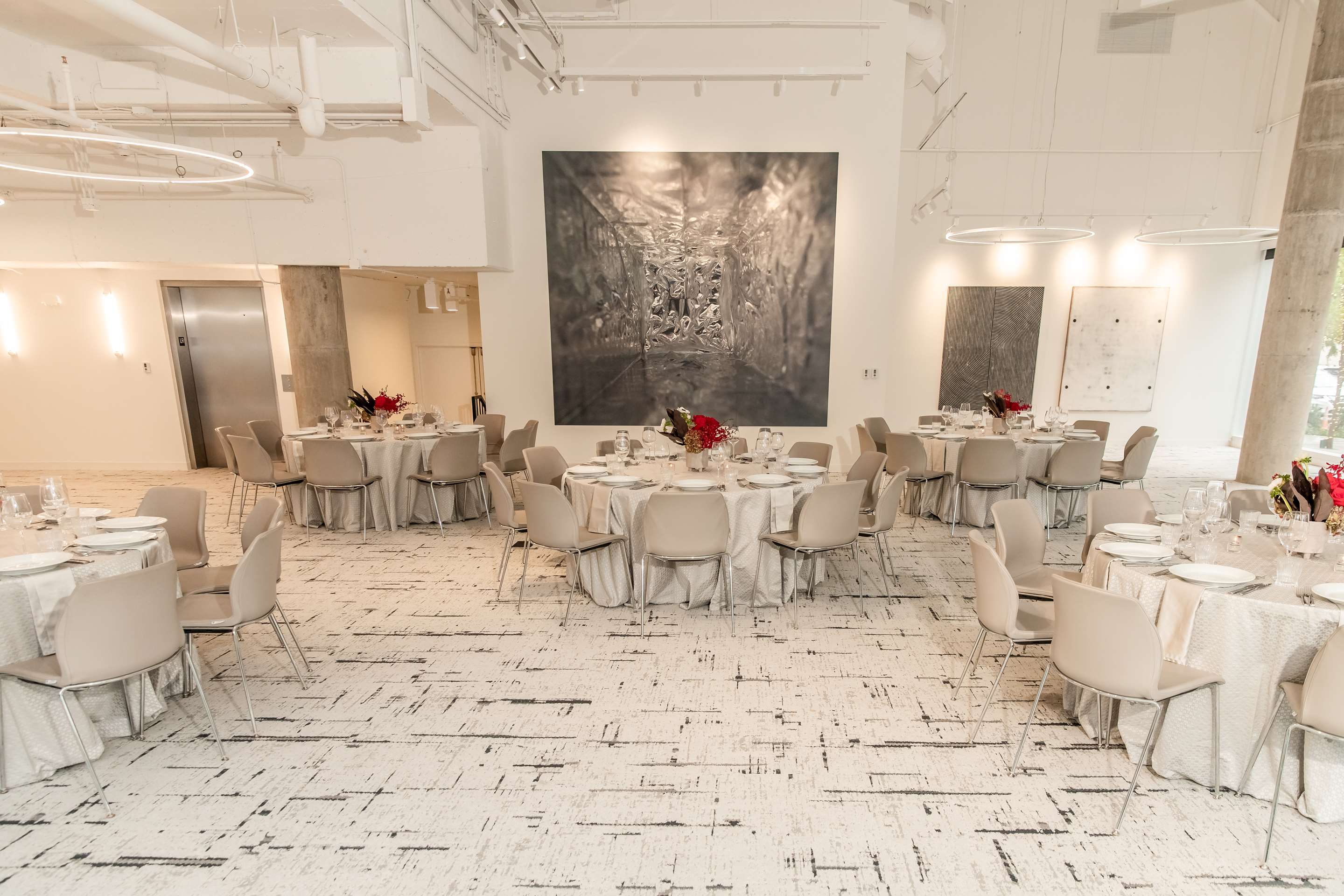 Meeting Room | HALL Arts Hotel Dallas, Curio Collection by Hilton