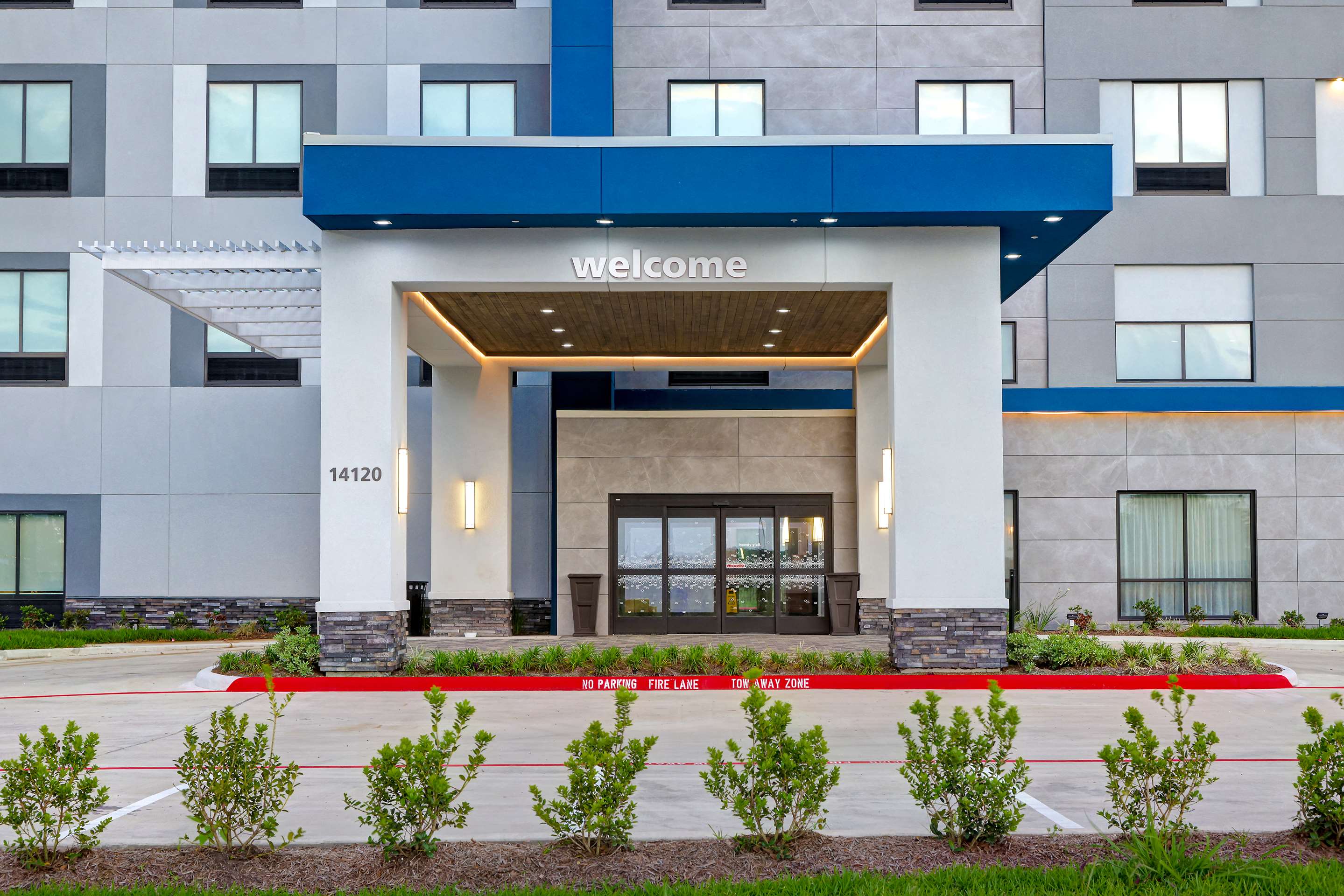 Exterior | Hampton Inn & Suites Houston East Beltway 8, Tx