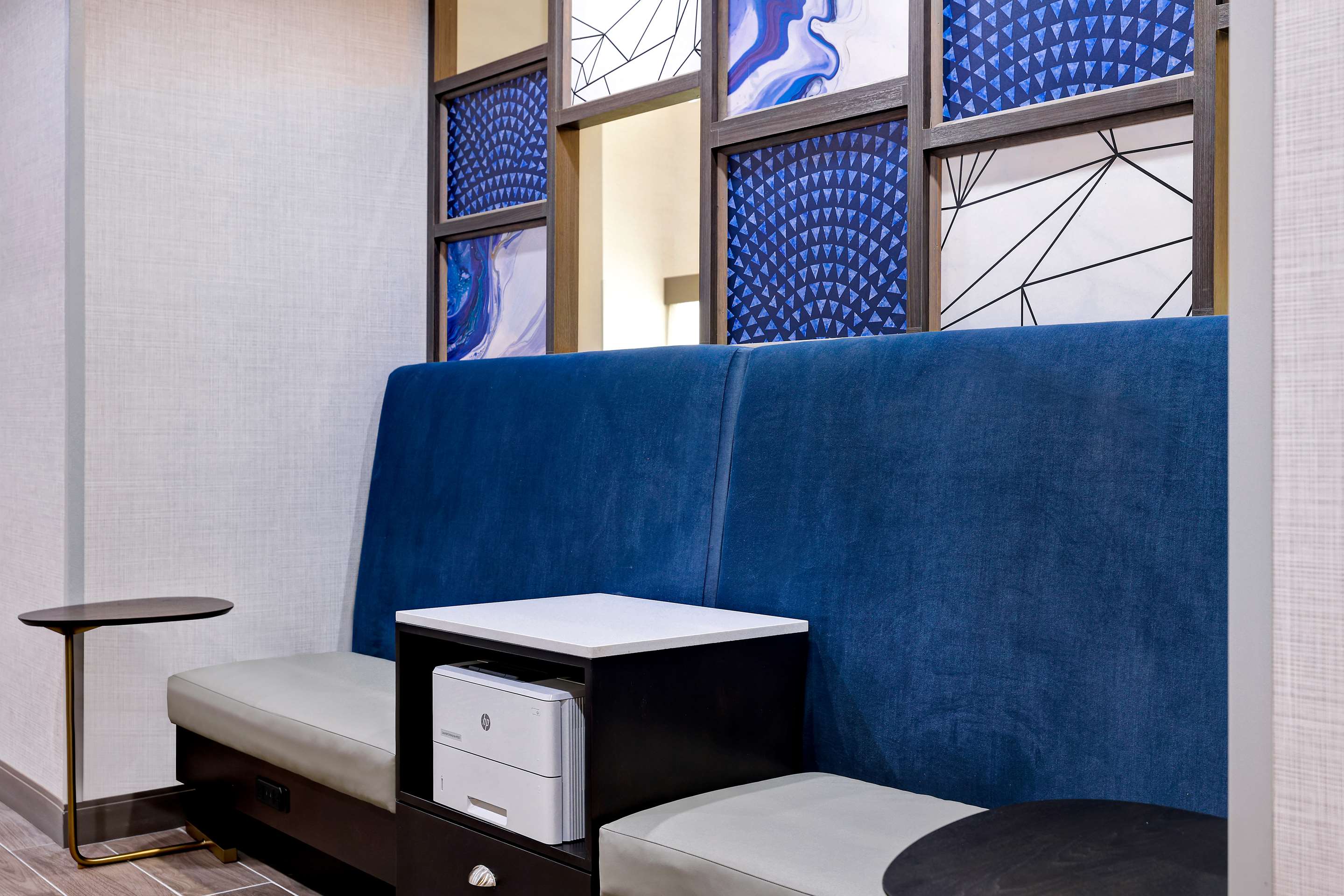 Business Center | Hampton Inn & Suites Houston East Beltway 8, Tx