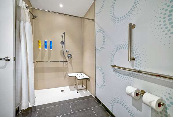  - Tru by Hilton Hotel Downtown Minneapolis