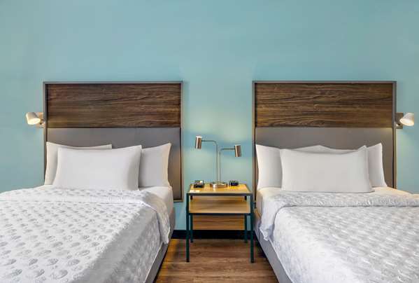  - Tru by Hilton Hotel Downtown Minneapolis