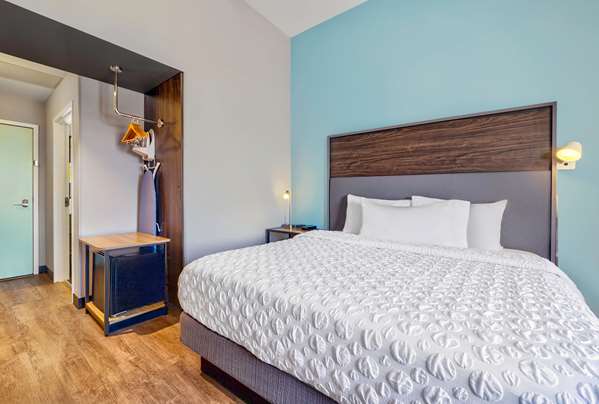  - Tru by Hilton Hotel Downtown Minneapolis