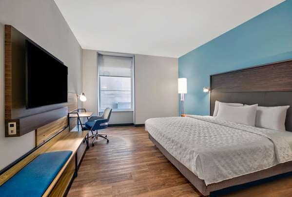  - Tru by Hilton Hotel Downtown Minneapolis