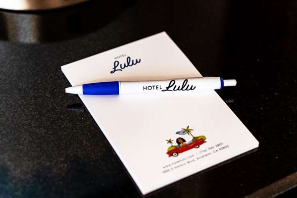  - Hotel Lulu Anaheim - I-5, Exit 109