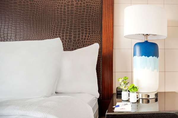  - Hotel Lulu Anaheim - I-5, Exit 109