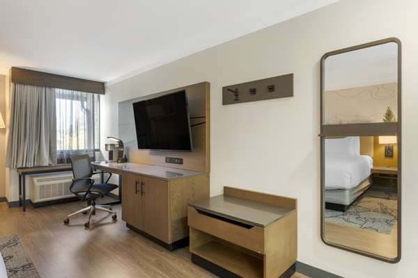 Accessible - 1 King, Mobility Accessible, Communication Assistance, Roll In Shower, Pillow Top Mattress, Microwave And Refrigerator, Non-Smoking