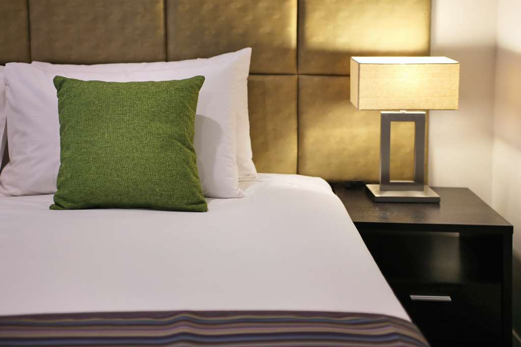 Best Western Plus Bolton on the Park-guestroom-Guest Room,On-Site.jpg