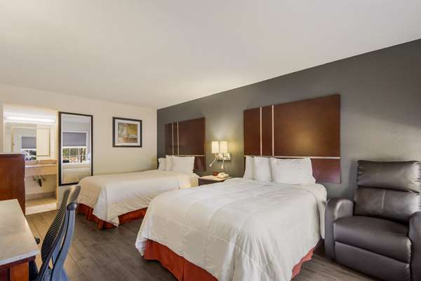  - SureStay Hotel by Best Western North Sarasota