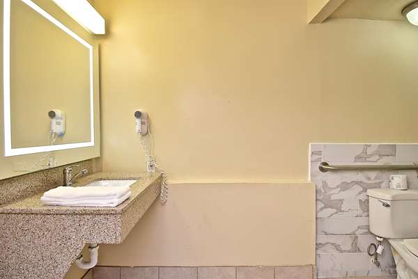  - SureStay Hotel by Best Western North Sarasota