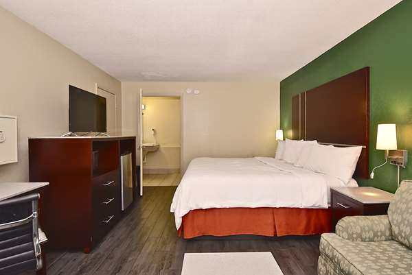  - SureStay Hotel by Best Western North Sarasota
