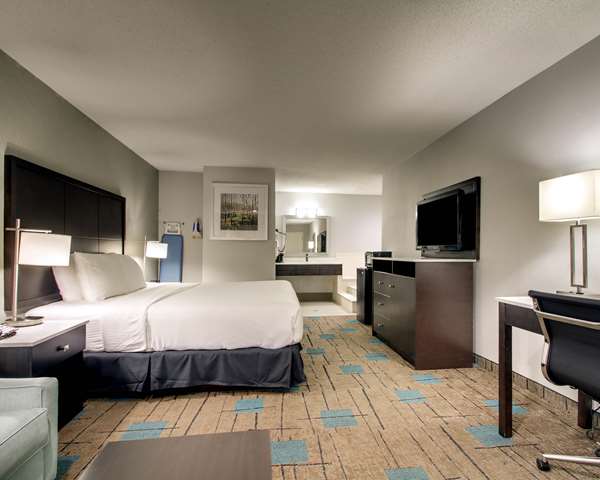 Suite - SureStay Hotel by Best Western Richland - I-20, Exit 47