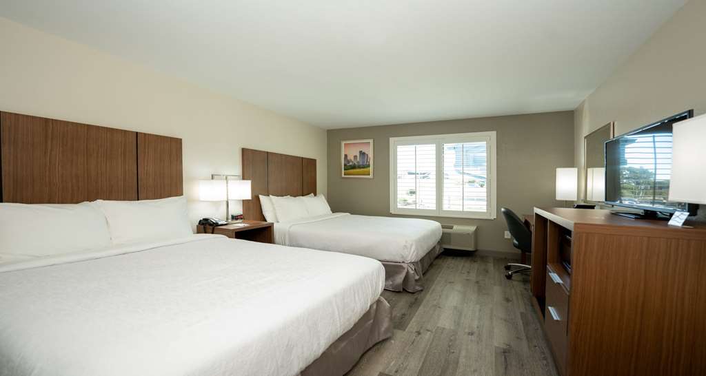 Best Western Houston Bush IAH Intercontinental Airport Inn - Tap to explore photos