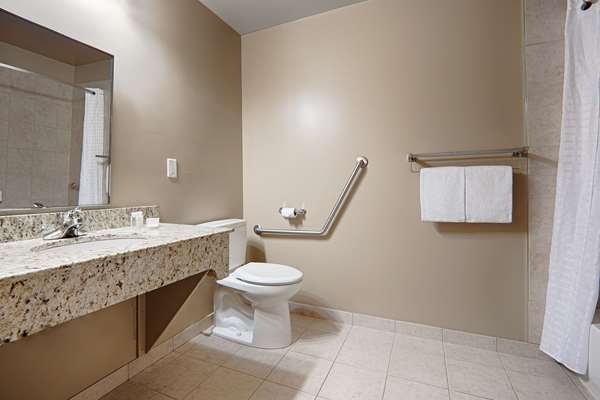  - Quality Inn & Suites Rimbey