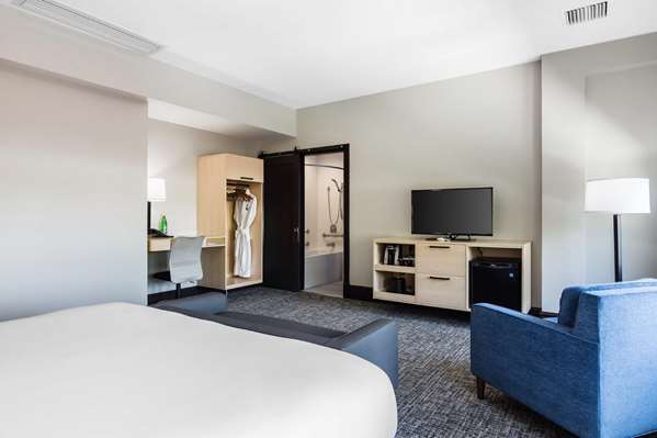  - Waters Hotel Hot Springs