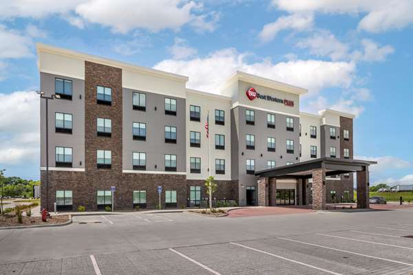 Exterior view - Best Western Plus Hotel Coralville - I-80, Exit 240