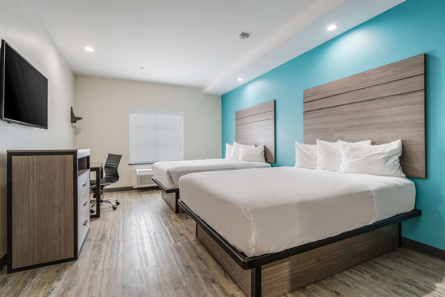2 Queen Beds Room Non-Smoking image