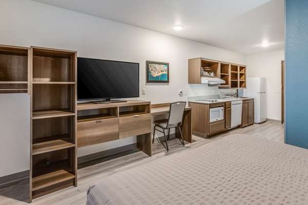  - WoodSpring Suites Farmington Hills
