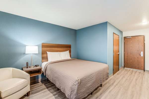  - WoodSpring Suites Farmington Hills