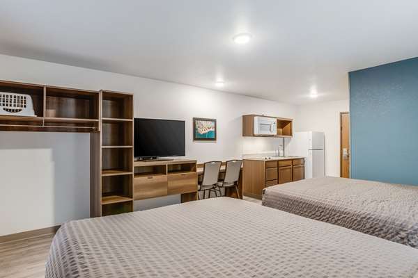  - WoodSpring Suites Farmington Hills