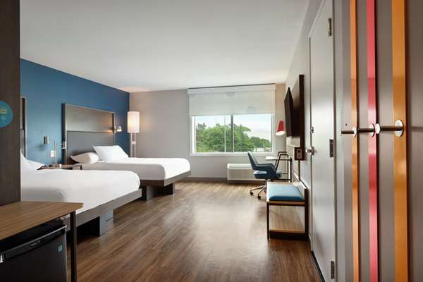  - Tru by Hilton Hotel Frisco