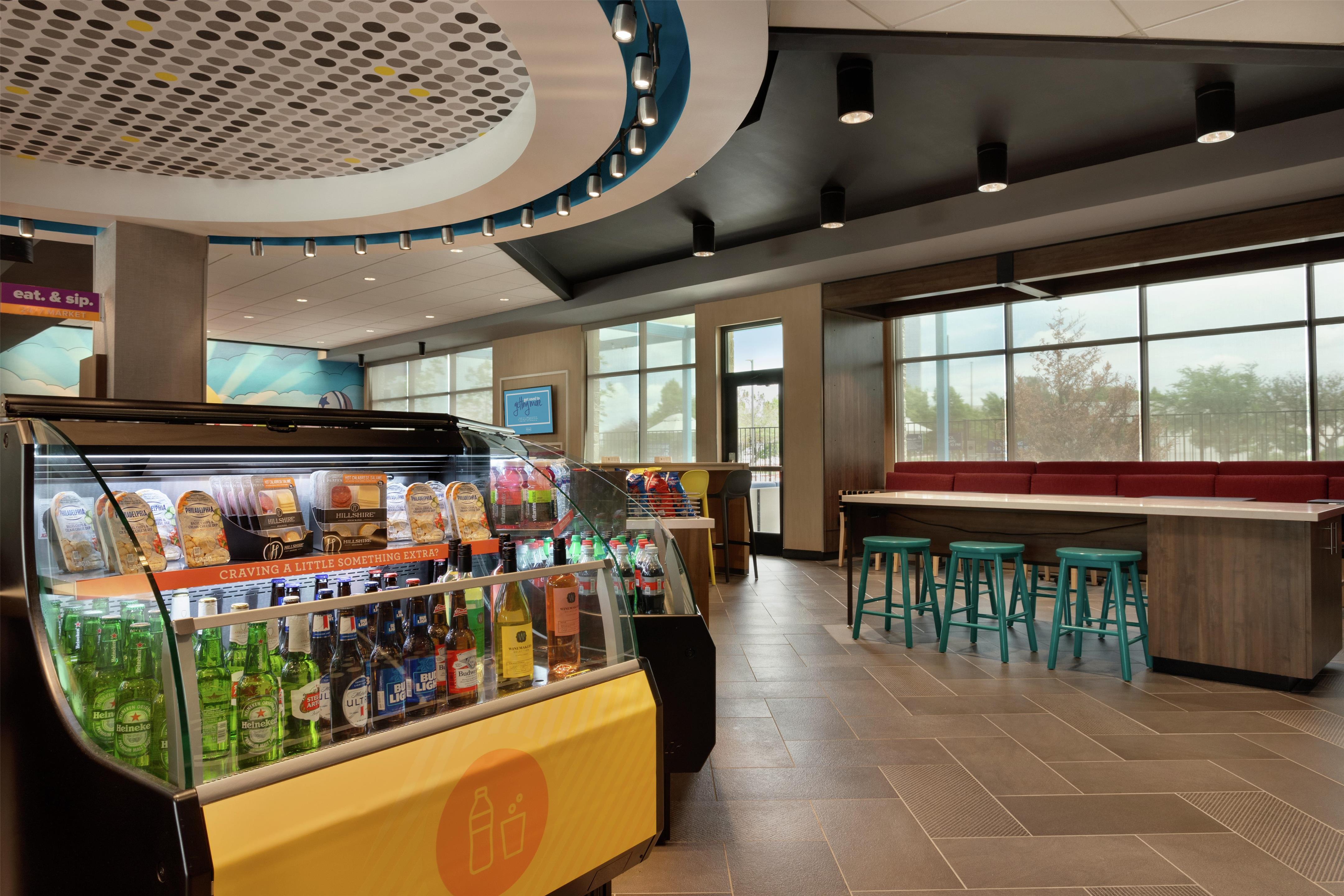 Lobby | Tru By Hilton Frisco Dallas, TX