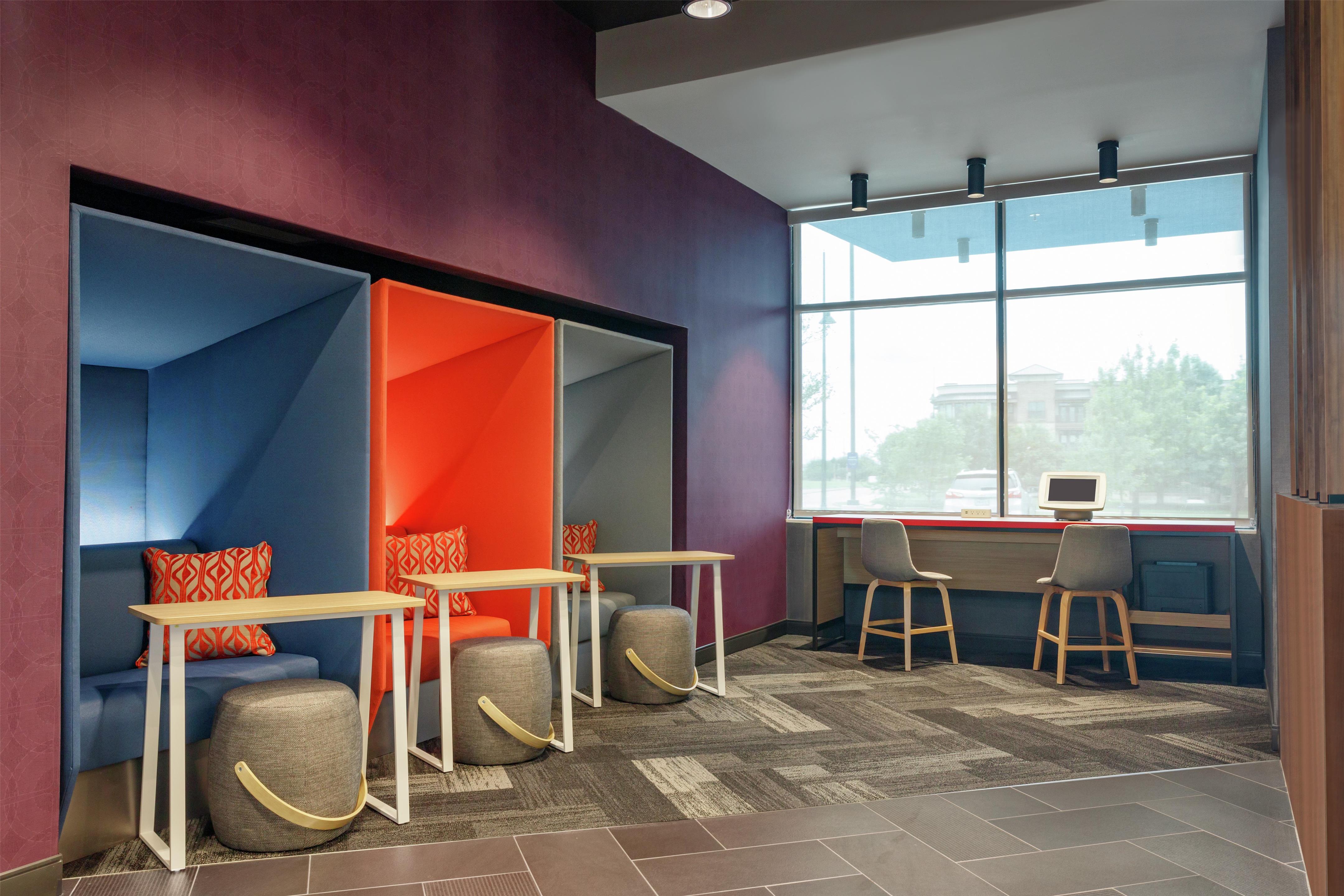 Lobby | Tru By Hilton Frisco Dallas, TX