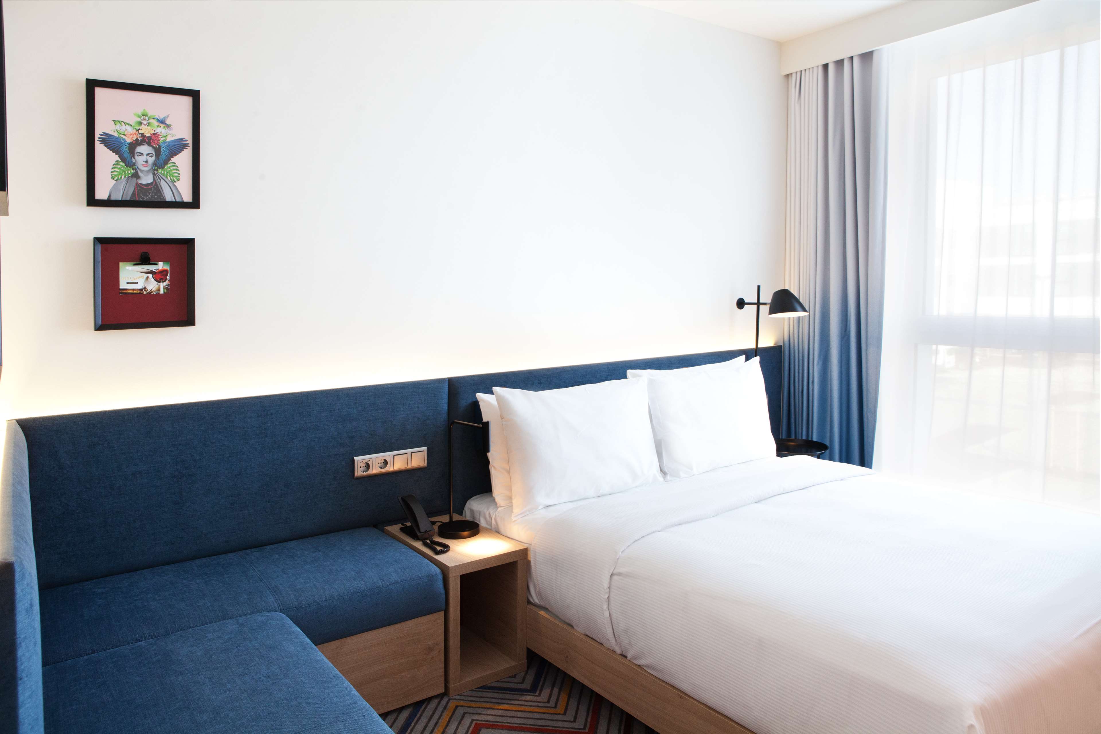Hampton by Hilton Munich Airport South Room Type - QUEEN ROOM