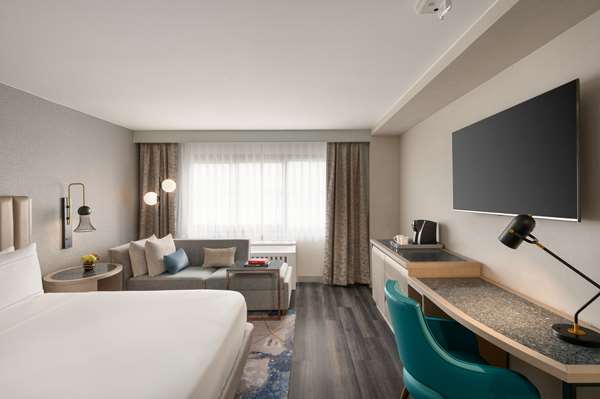  - DoubleTree by Hilton Hotel North South San Francisco