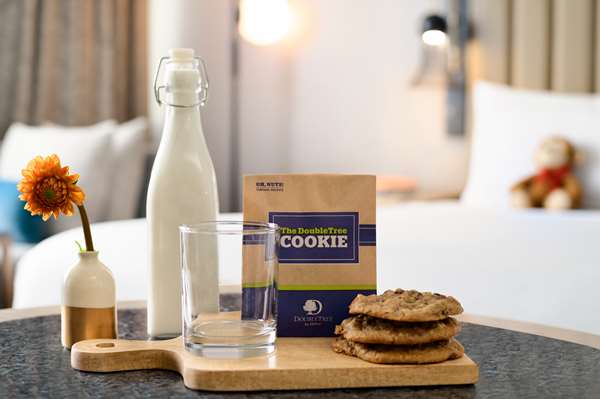  - DoubleTree by Hilton Hotel North South San Francisco