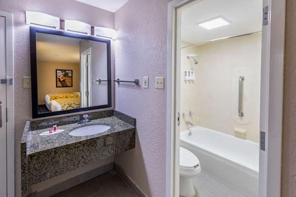  - Baymont Inn & Suites McAllen