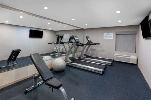 Fitness/ Exercise Room - Baymont Inn & Suites McAllen