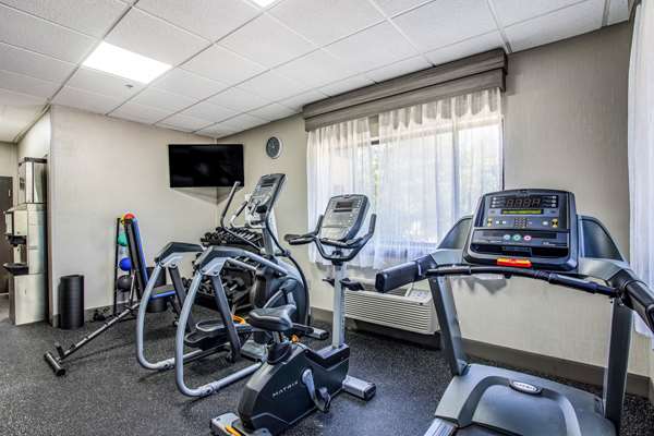 Fitness/ Exercise Room - Clarion Pointe Hotel Franklin - I-65, Exit 65