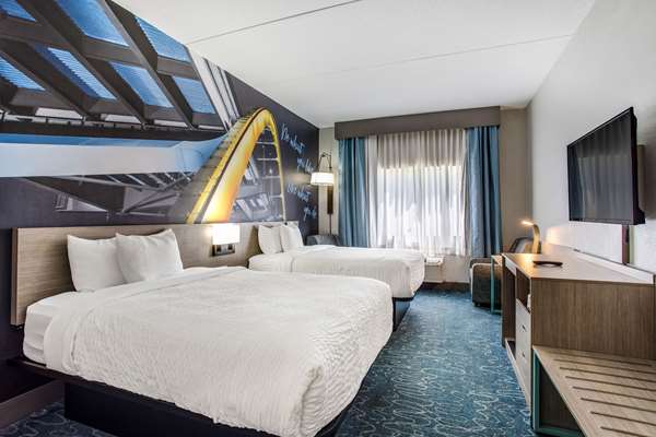  - Clarion Pointe Hotel Franklin - I-65, Exit 65